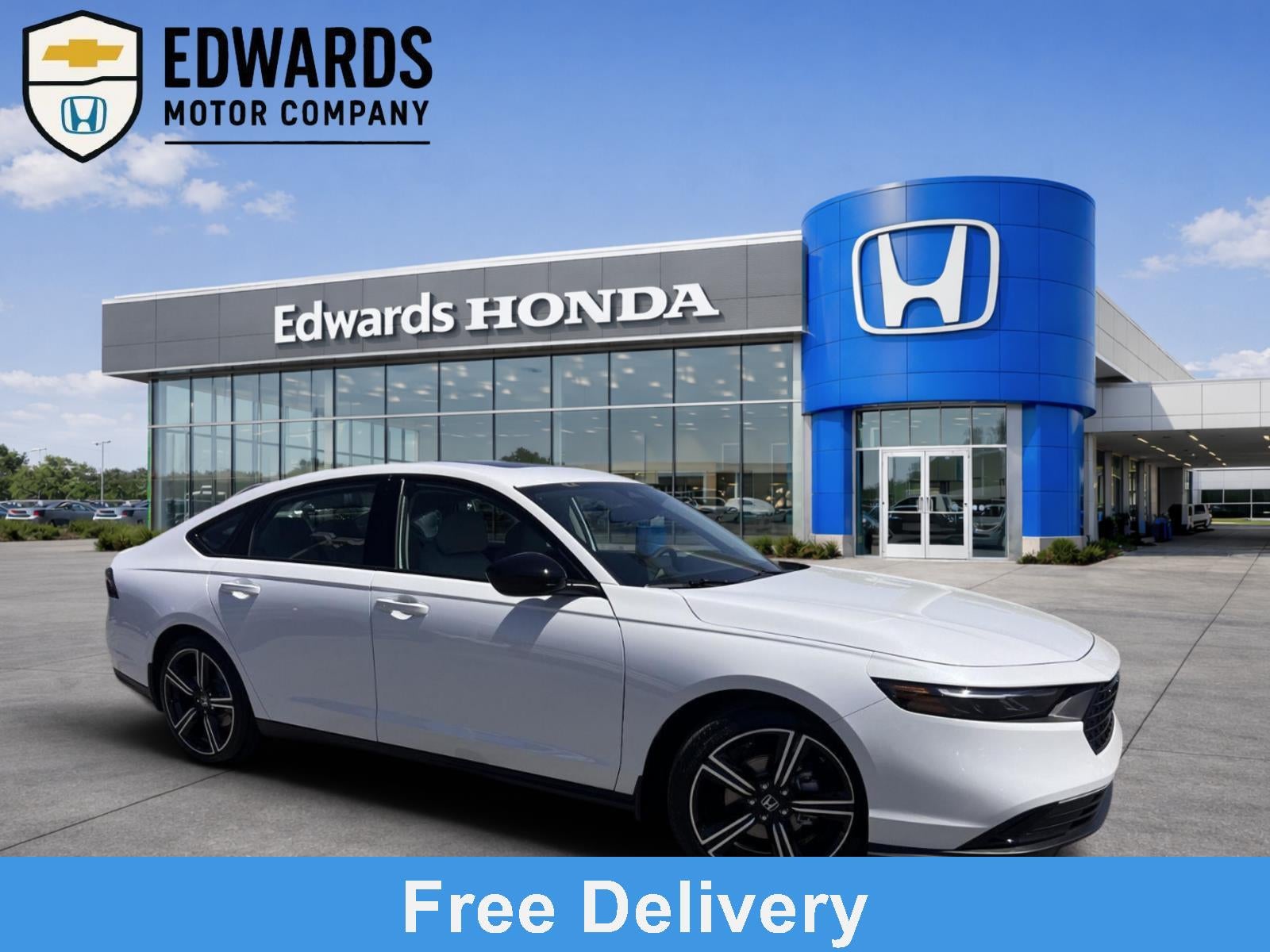 2026 Honda Accord Sedan SE in Platinum White Pearl — front three-quarter view