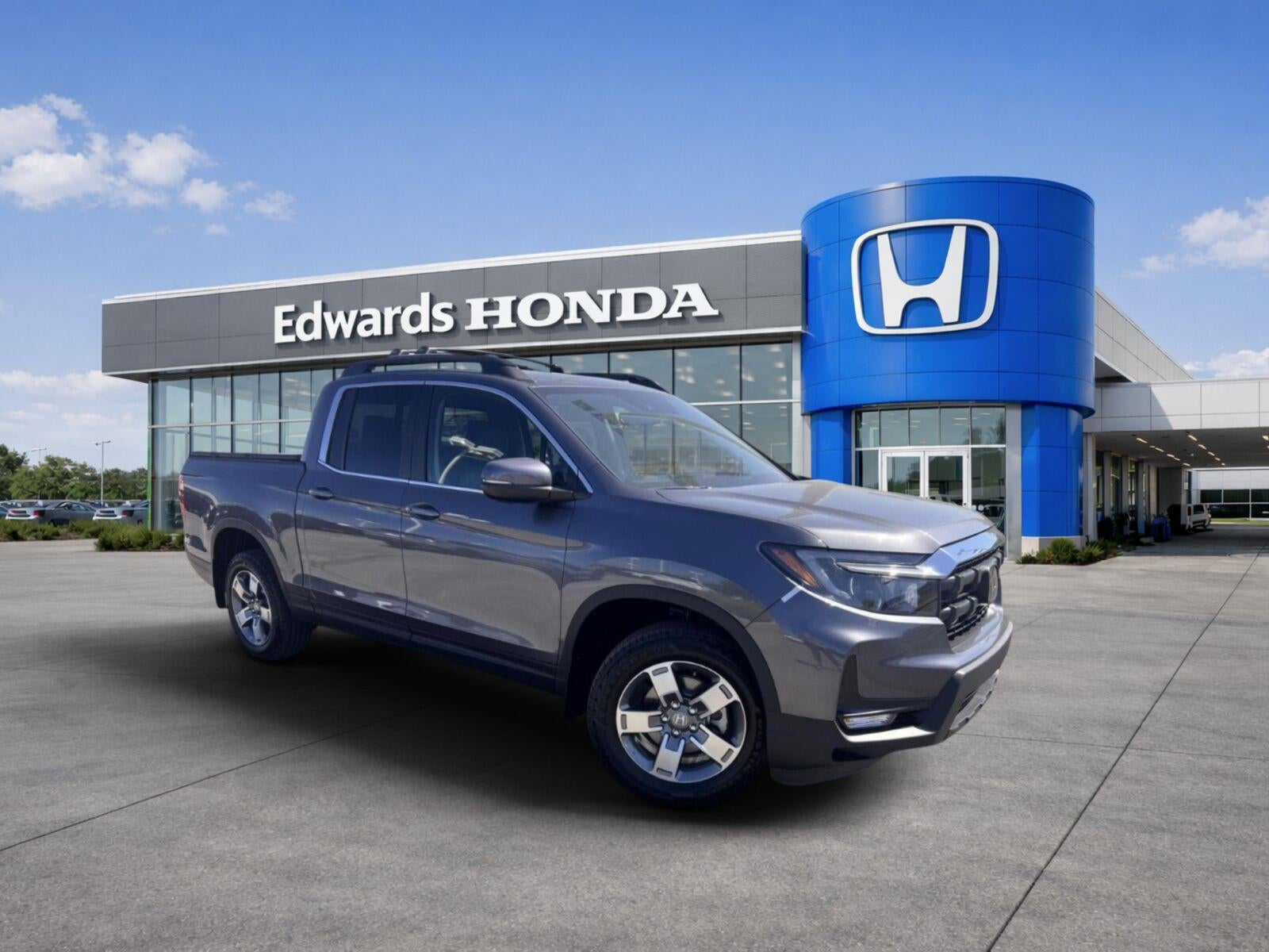 2026 Honda Ridgeline RTL in Gy_Gray — front three-quarter view