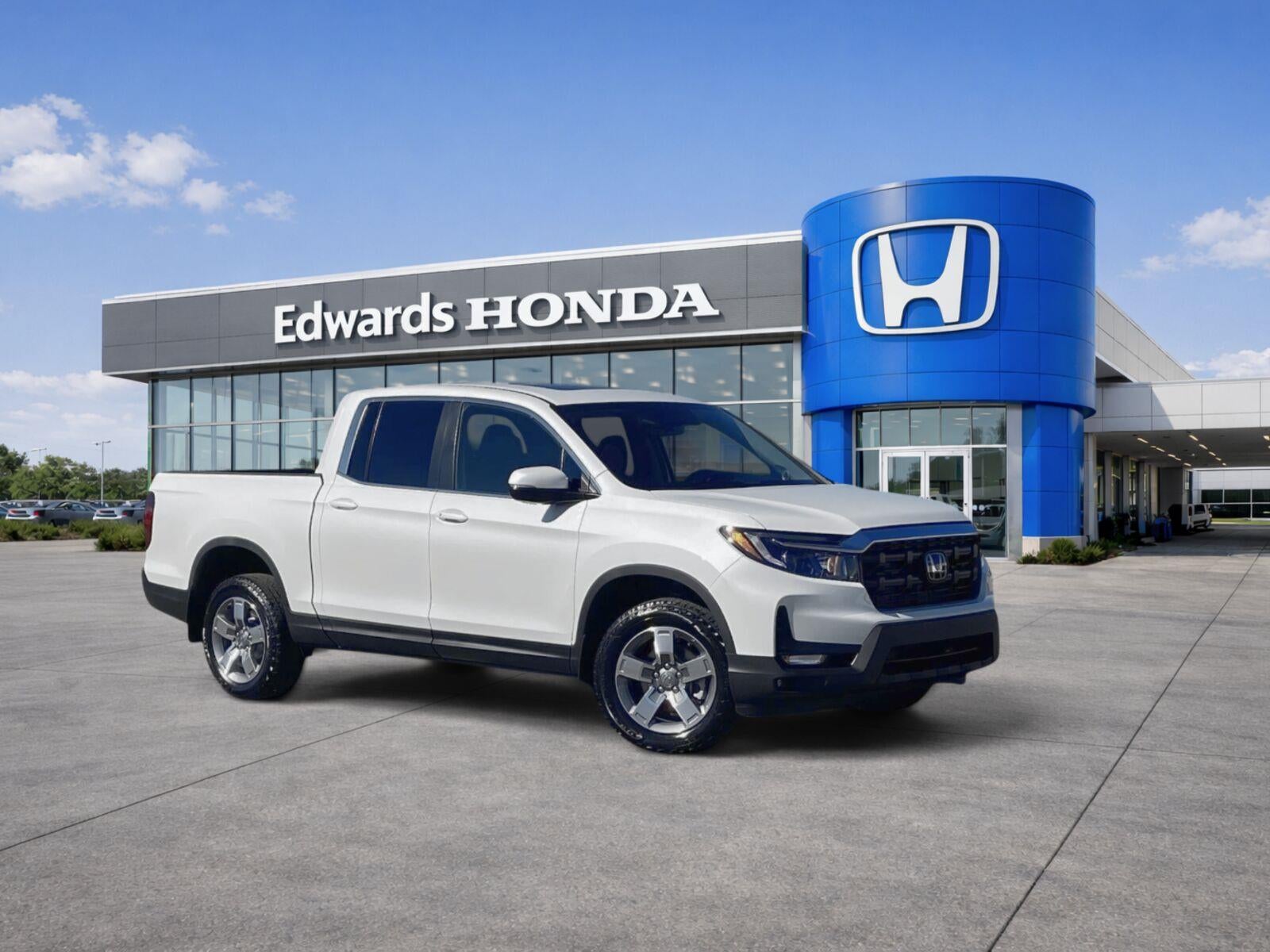 2026 Honda Ridgeline RTL in Platinum White Pearl — front three-quarter view